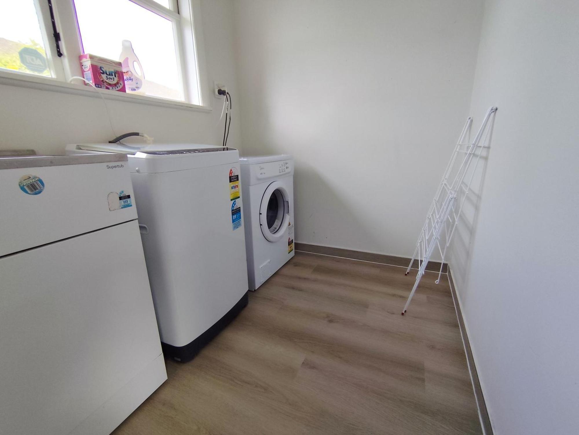 3-Bedroom House-Big Yard- Netflix Hamilton Esterno foto